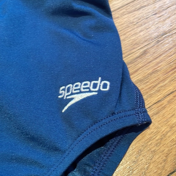 Speedo Full Piece Swimsuit - Picture 2 of 2